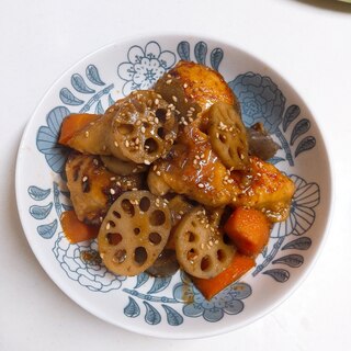 デパ地下風♪鶏むね肉と根菜のごまたっぷり甘辛炒め